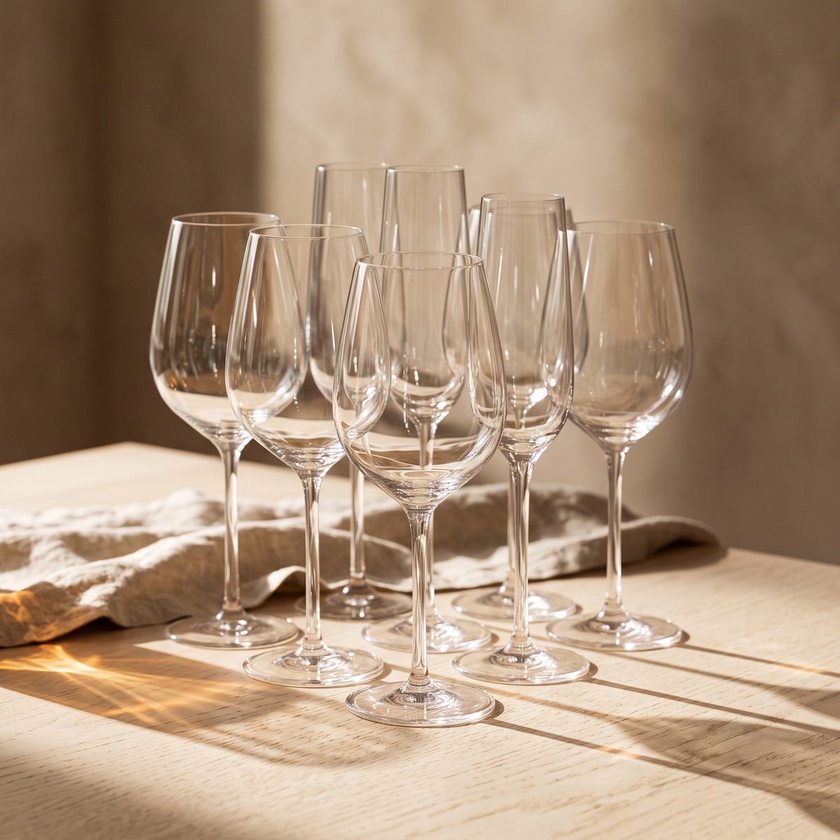 Wine Glasses & Flutes