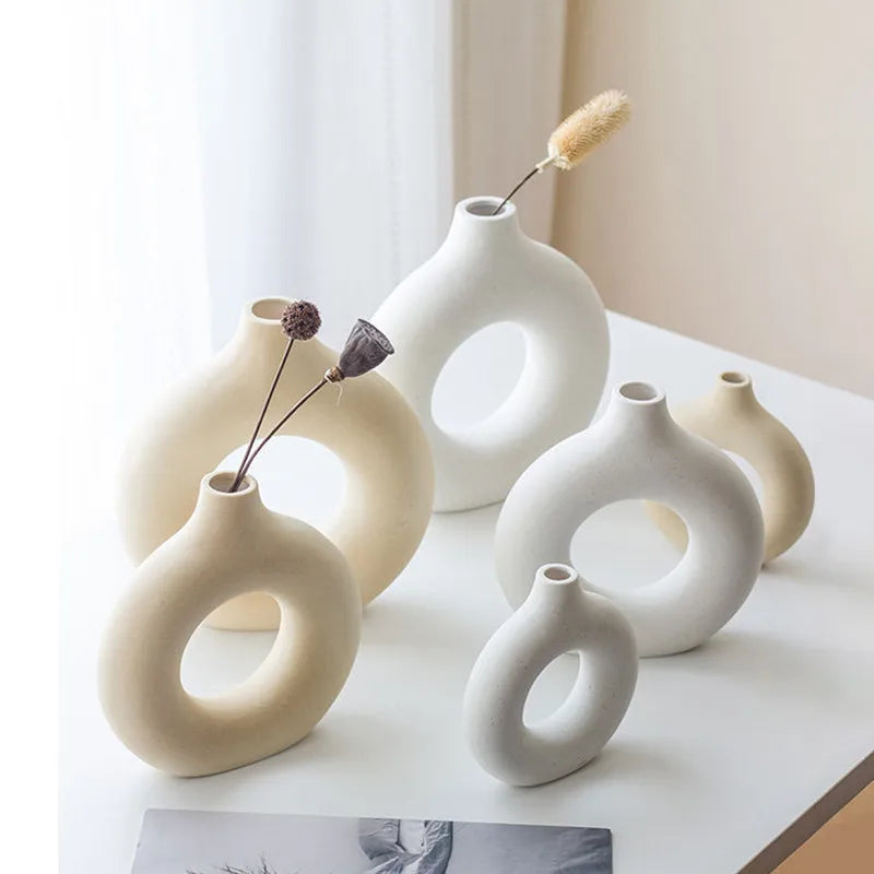 Circular Hollow Ceramic Vase - Elegant Porcelain Design