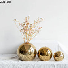 Retro Iron Golden Flower Vase