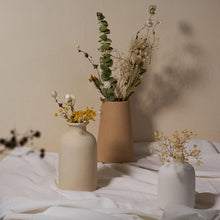 Classic Ceramic Dining Table Vase