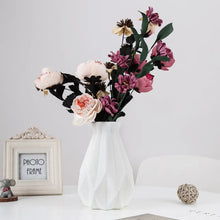 Compact Modern Tabletop Flower Vase