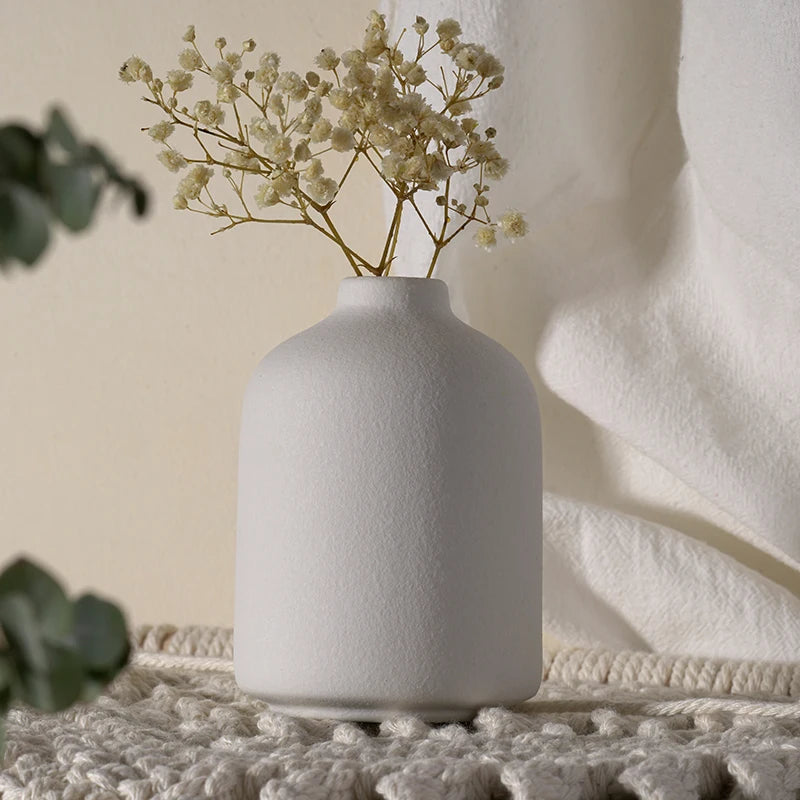 Classic Ceramic Dining Table Vase